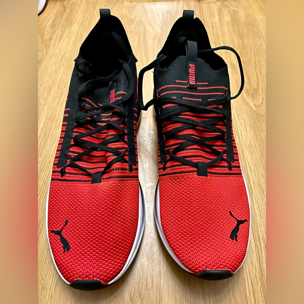 Puma Men's Black and Red Athletic Shoes - Picture 4 of 10